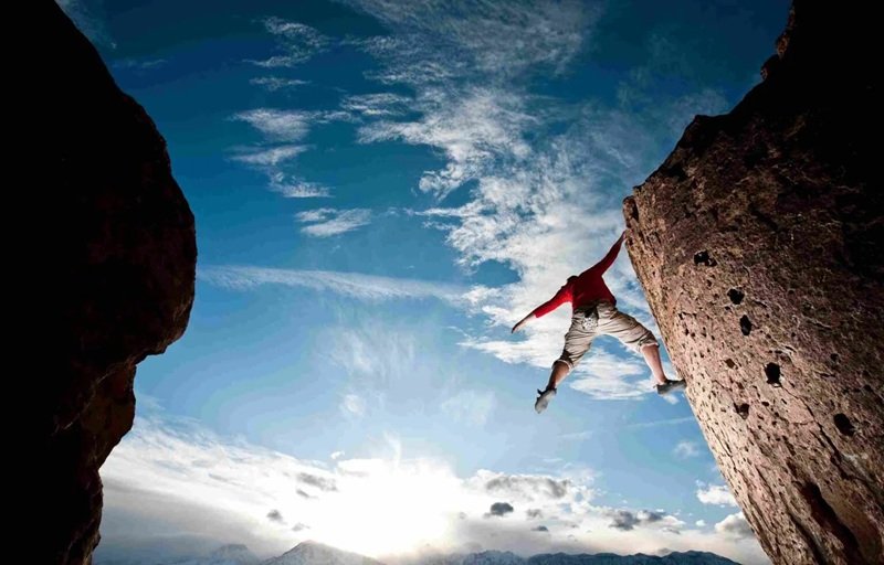 climber showing how to focus while studying with strength and control
