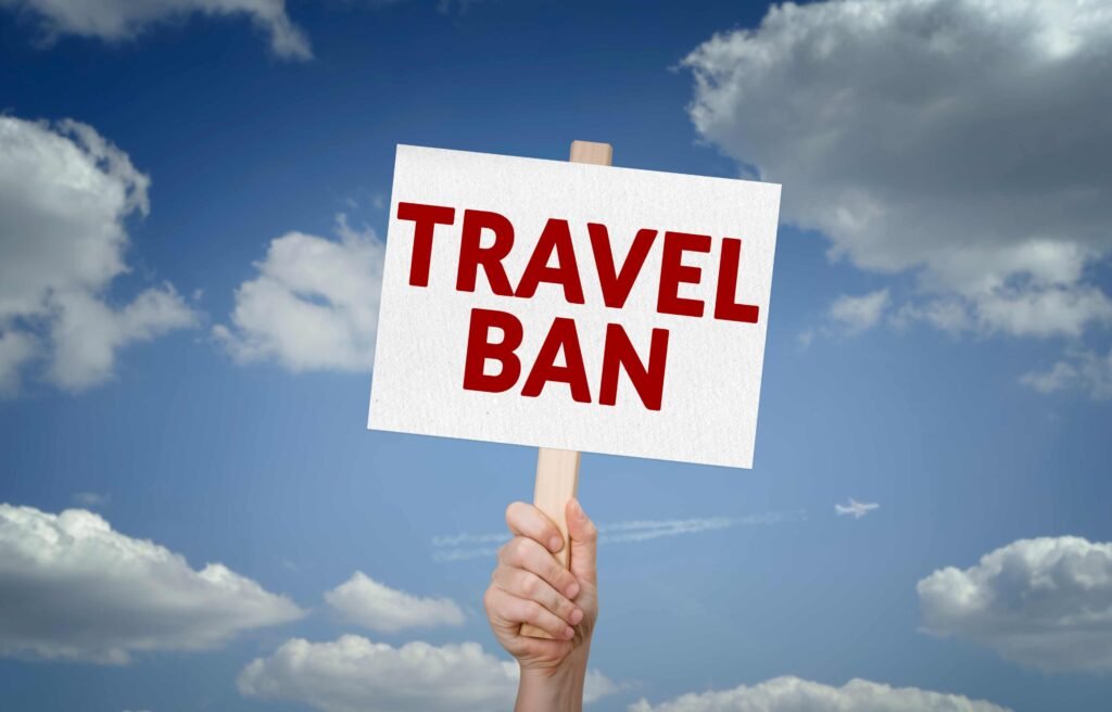 12 countries ban