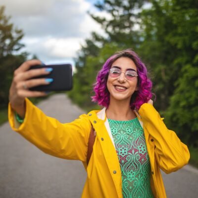 woman is suffering from social media addition and clicking to pics