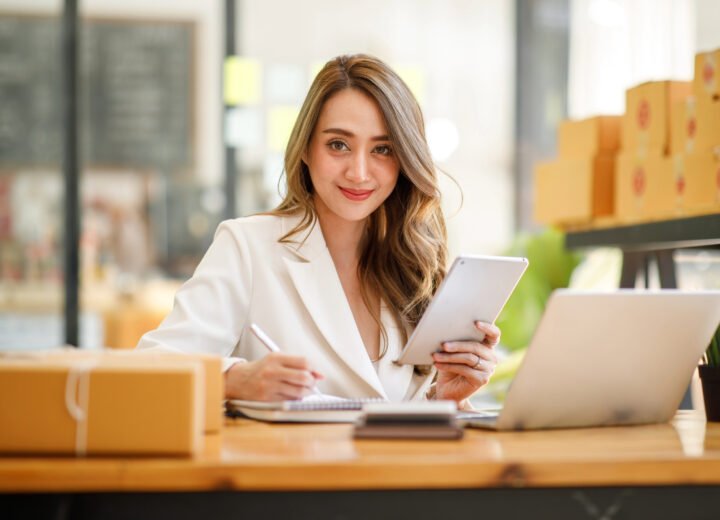 The True Cost of Running a One-Person Business: Software, Fees and Hidden Expenses